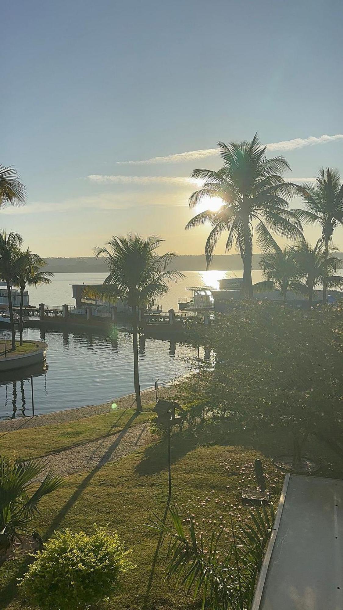 Flat 430 Lindo Com Vista Para O Lago Brasilia Exterior photo